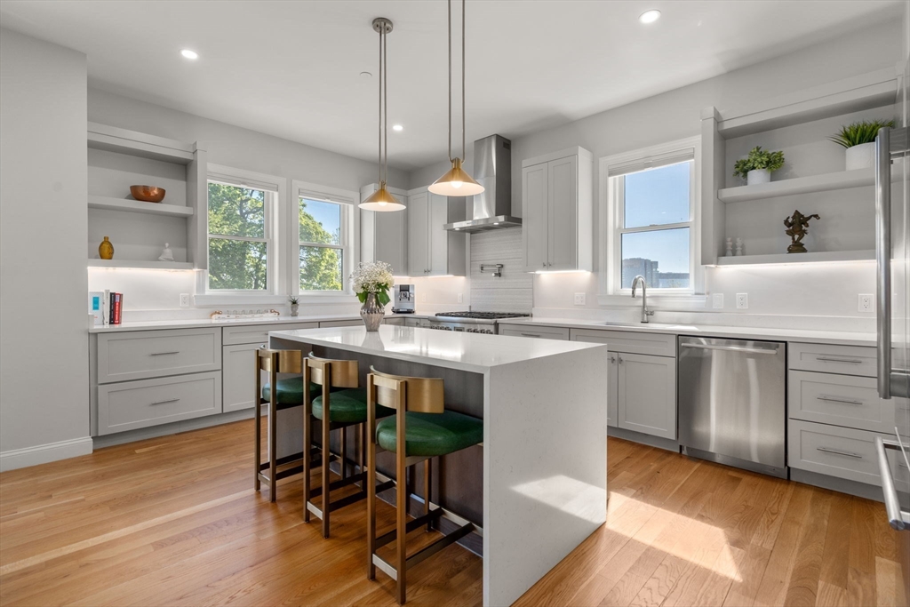 55 Heath Street, Unit C Somerville, MA 02145 - Photo 5 of 36