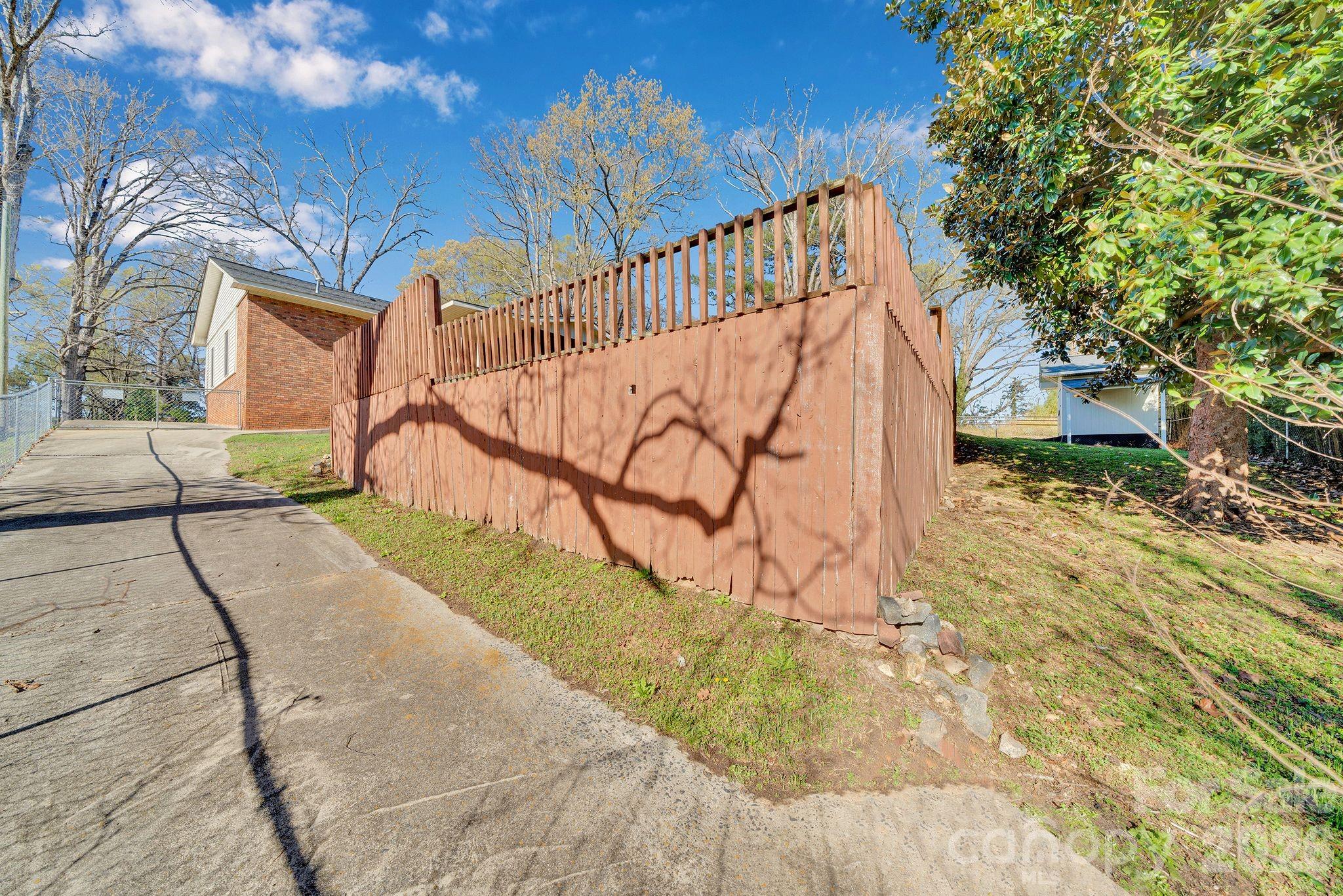 518 State Road 259 Chester, SC 29706 - Photo 38 of 41