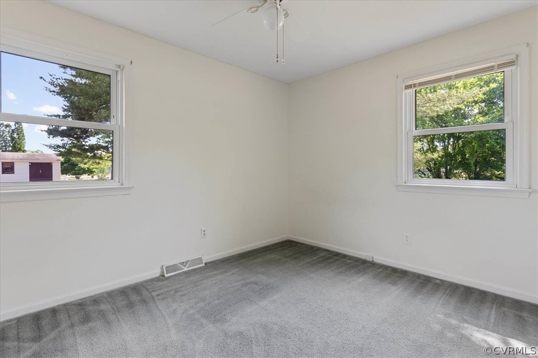 2001 Point Of Rocks Road Chester, VA 23836 - Photo 15 of 25 an empty room with a window