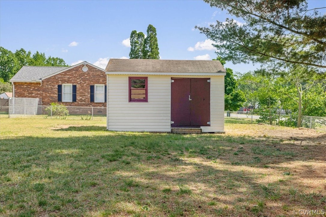 2001 Point Of Rocks Road Chester, VA 23836 - Photo 22 of 25 a front view of house with yard