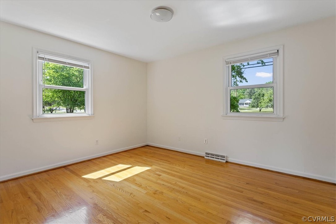 2001 Point Of Rocks Road Chester, VA 23836 - Photo 24 of 25 an empty room with a window