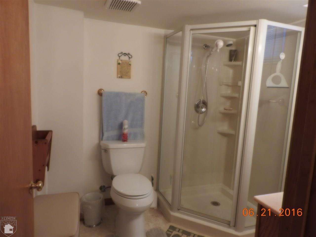 2536 Riverside Drive Port Huron, MI 48060 - Photo 20 of 20 31294783-19.JPG