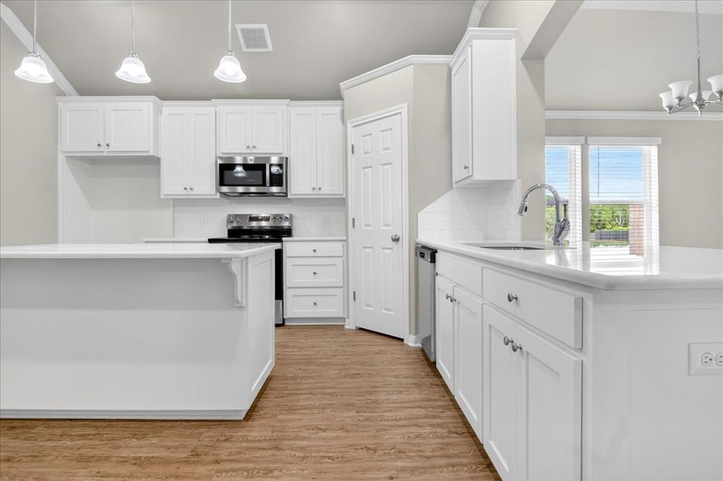 2509 Yoder Lane Robinson, TX 76706 - Photo 11 of 39