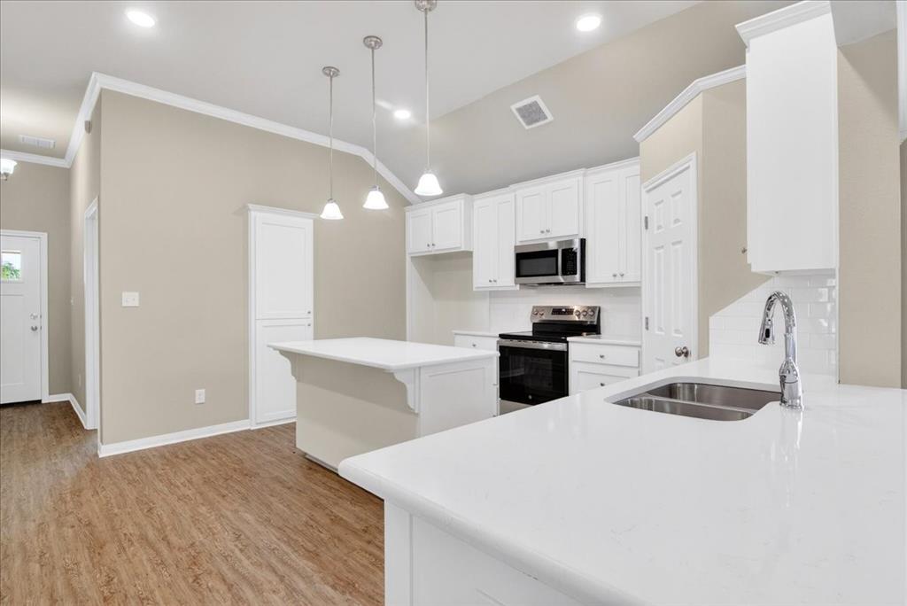 2509 Yoder Lane Robinson, TX 76706 - Photo 12 of 39