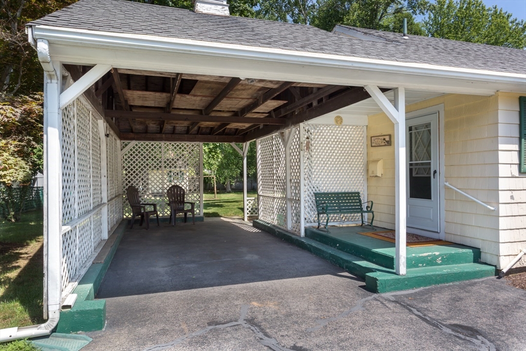 4 Southgate Road Franklin, MA 02038 - Photo 7 of 38 Gallery Image 7