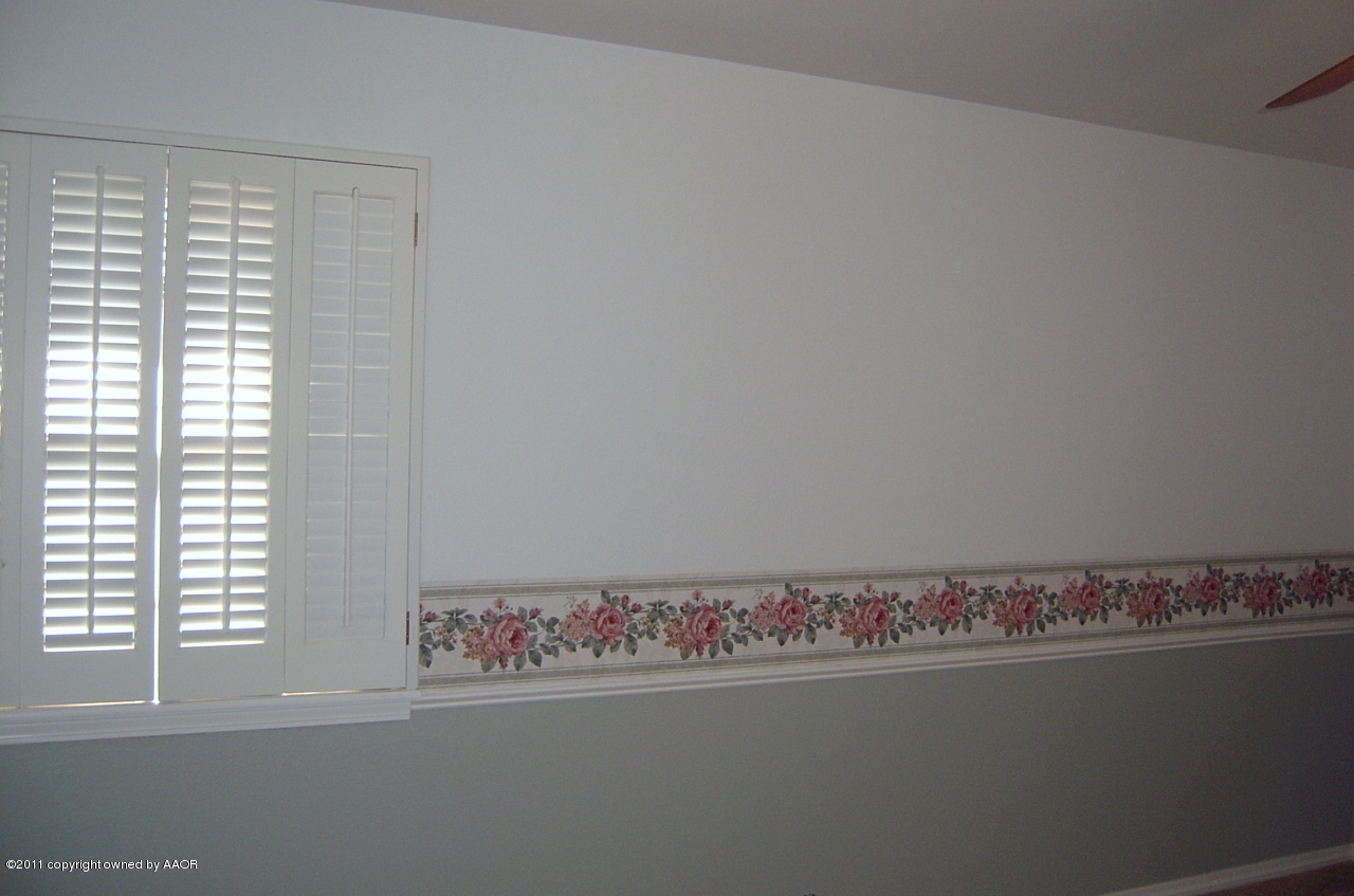 6903 Calumet Road Amarillo, TX 79106 - Photo 22 of 34 a view of a room with window