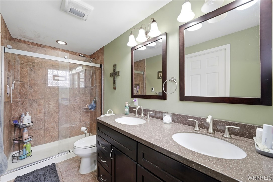 39 South Irwinwood Road Lancaster, NY 14086 - Photo 22 of 45