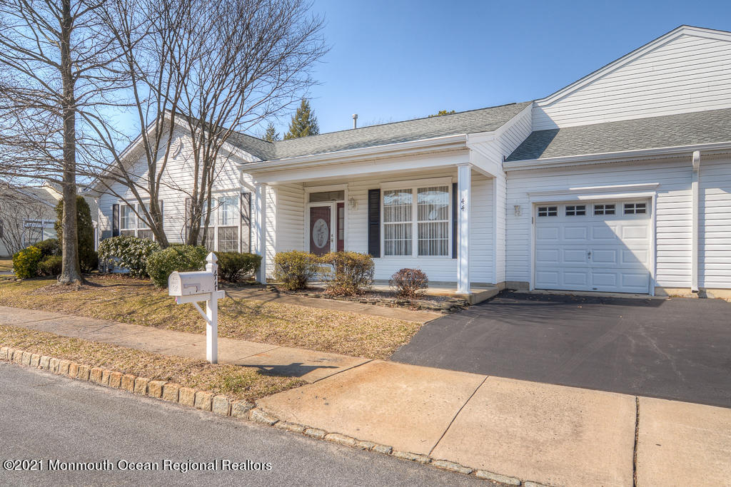 44 Silverside Road Lakewood, NJ 08701 - Photo 1 of 39 0001__SMALL