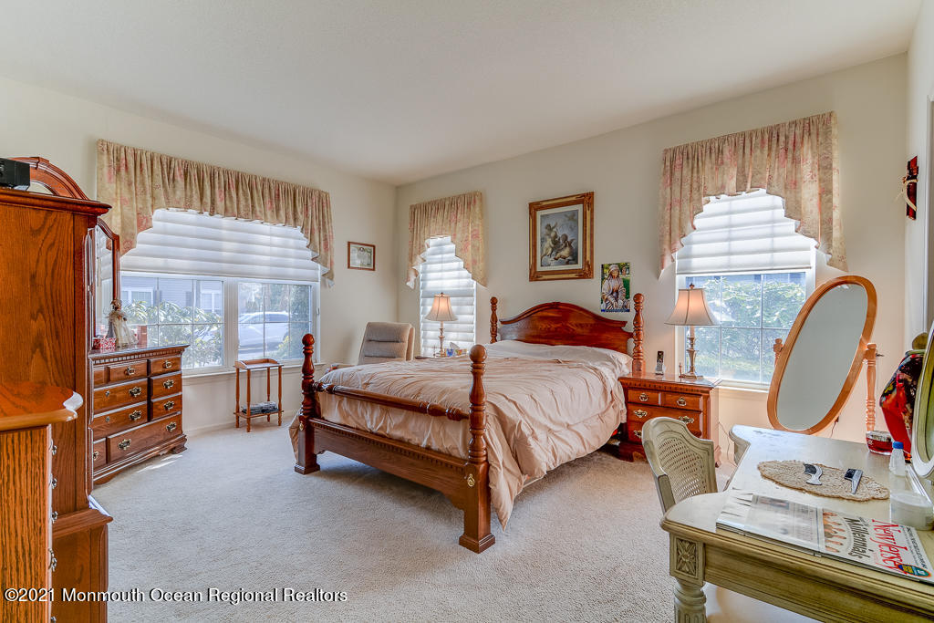 44 Silverside Road Lakewood, NJ 08701 - Photo 17 of 39 0017__SMALL