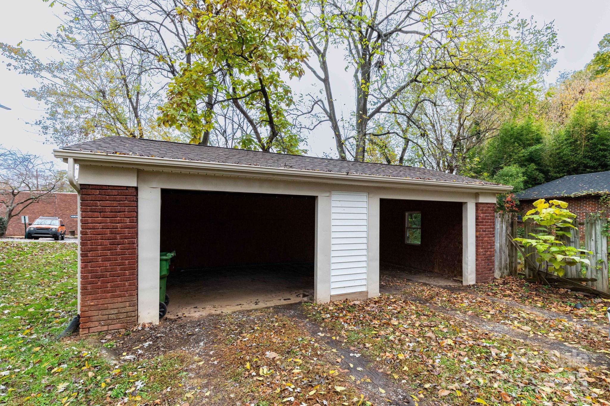 16 Gracelyn Road Asheville, NC 28804 - Photo 21 of 22 front view of a house with a tree
