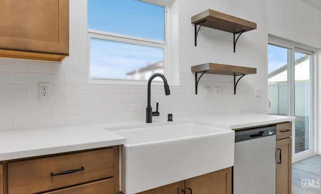 $548,990 | Undisclosed Address, Bakersfield, CA 93313