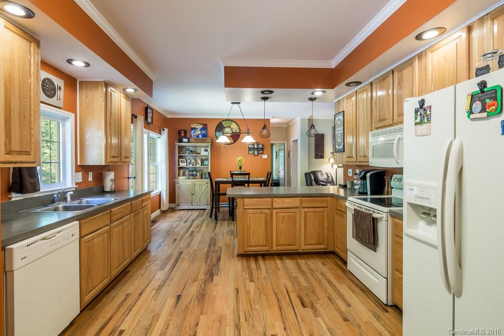 79 Coltons Way, Unit 1 Penrose, NC 28766 - Photo 8 of 18