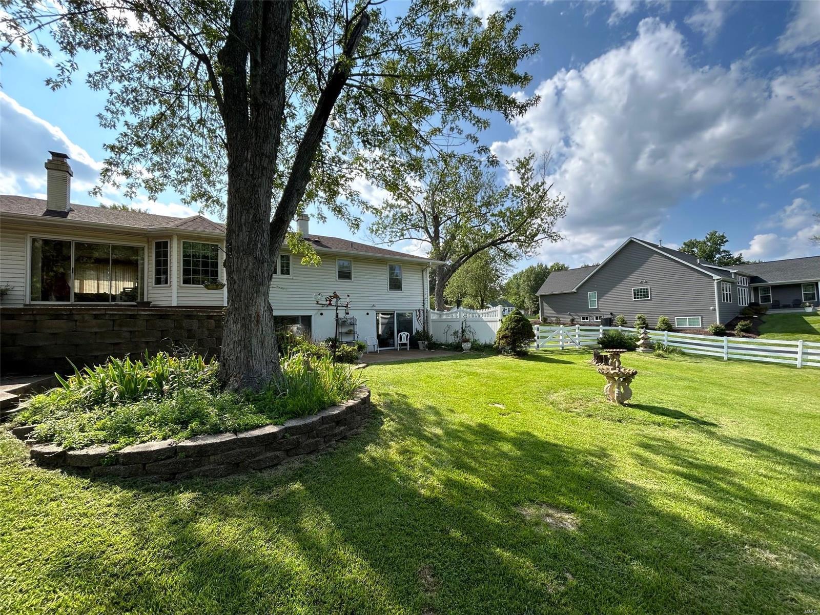 119 Covert Lane Ellisville, MO 63021 - Photo 4 of 10