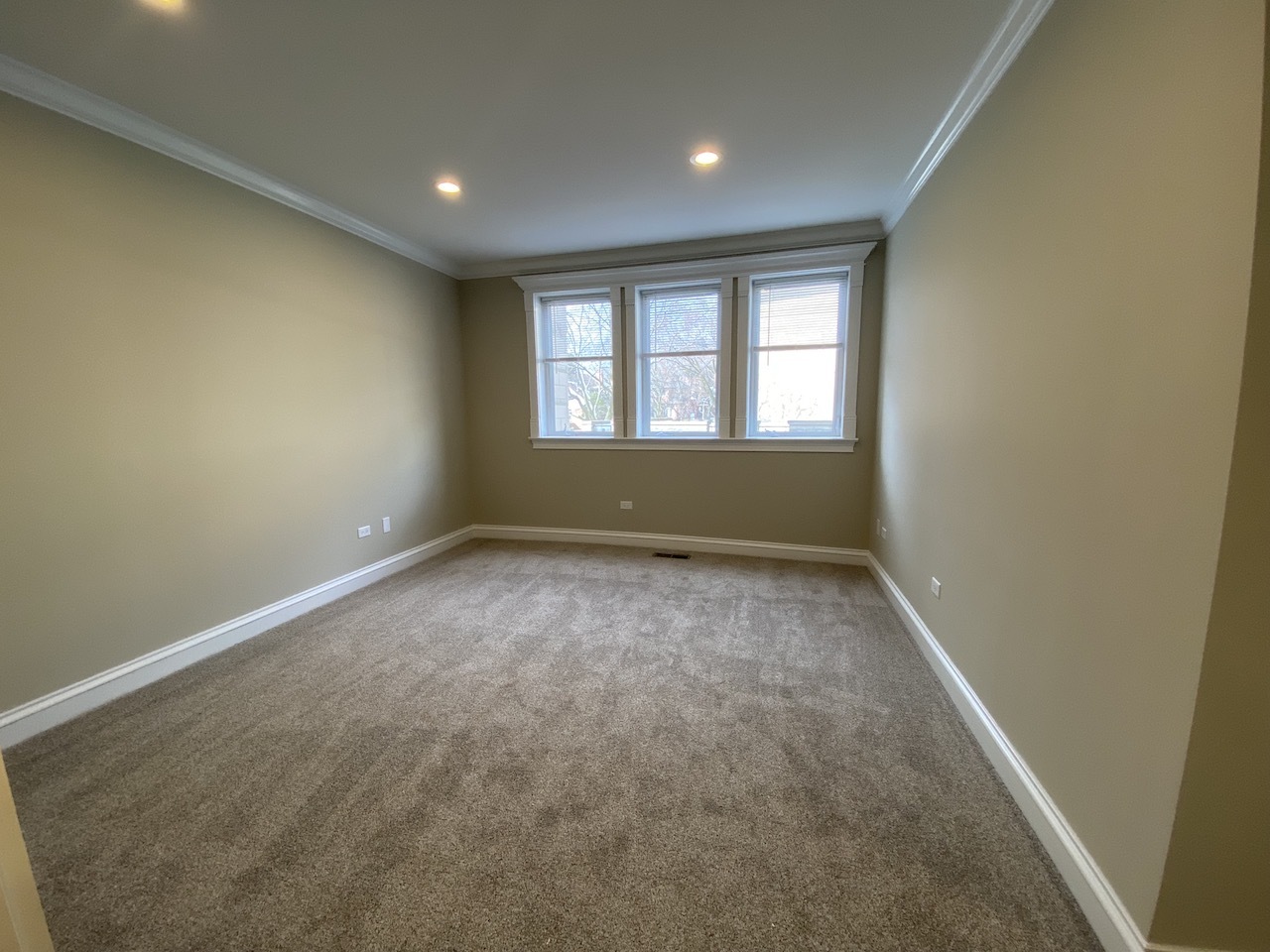 7738 North Sheridan Road, Unit 1L Chicago, IL 60626 - Photo 12 of 20 Gallery Image 12