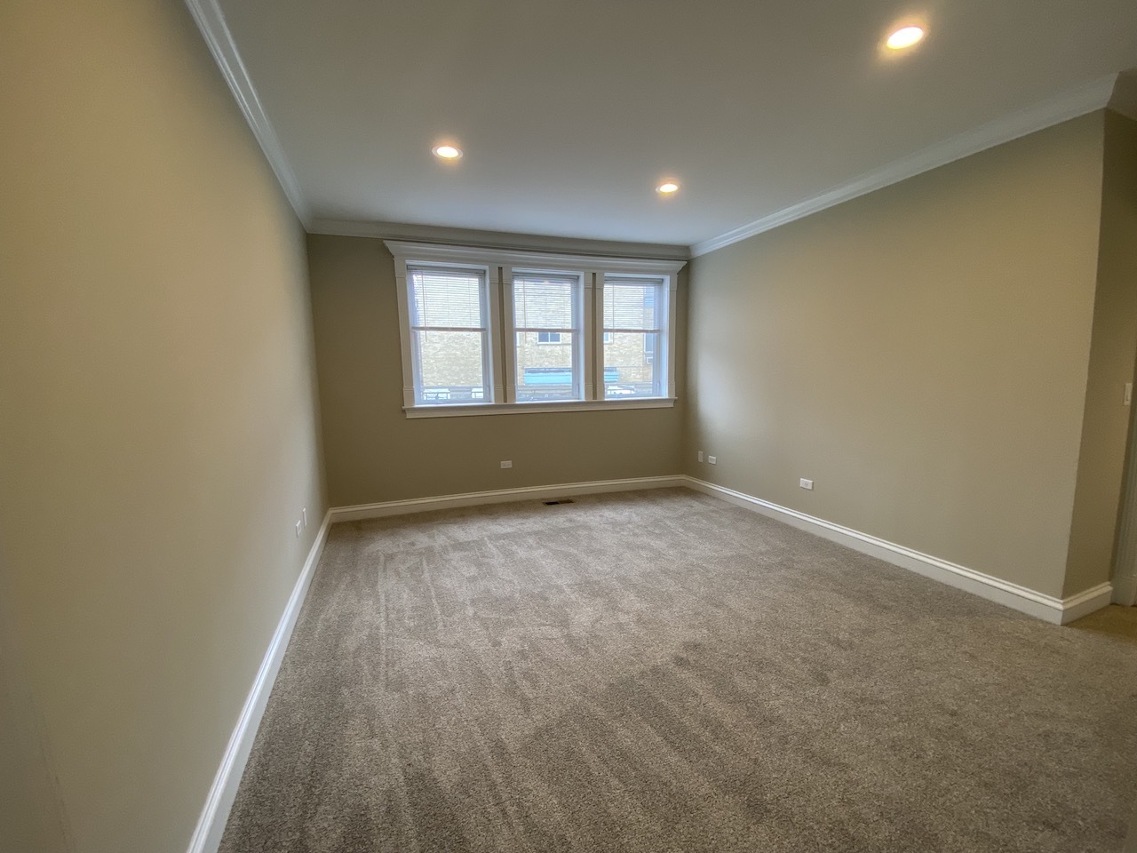 7738 North Sheridan Road, Unit 1L Chicago, IL 60626 - Photo 15 of 20 Gallery Image 15