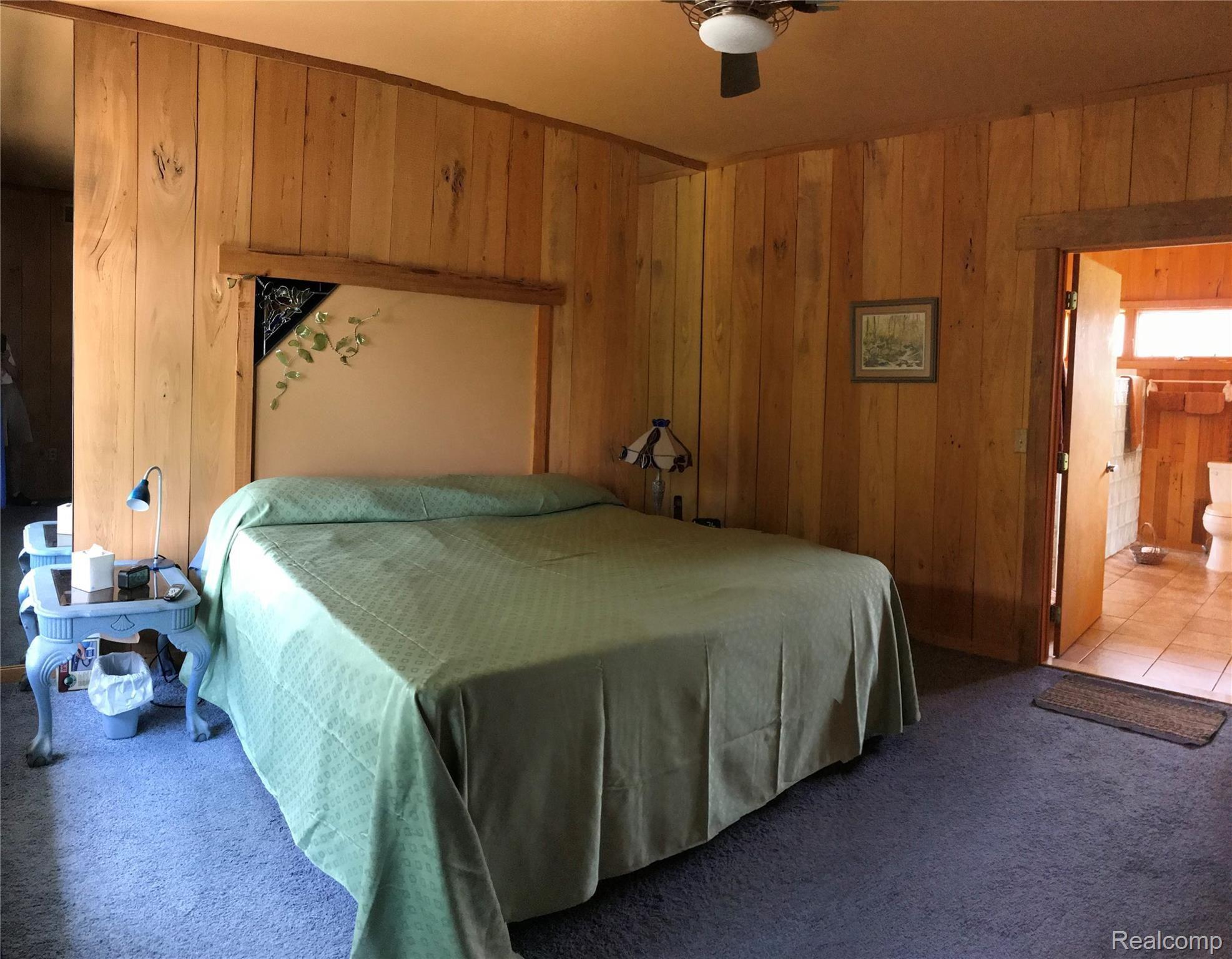 9175 Ridge Road Goodrich, MI 48438 - Photo 27 of 59 bed+bath pano 27.jpg