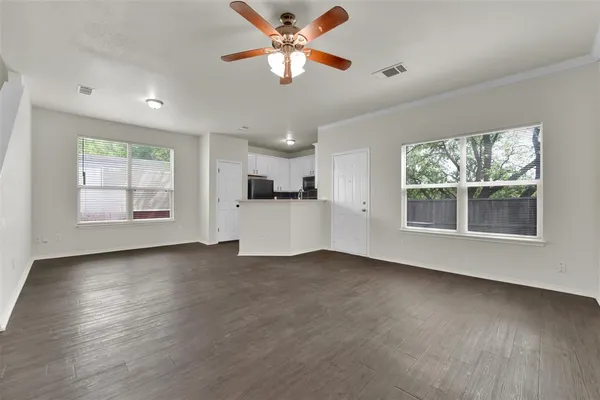 $2,550 | 338 Castleridge Drive, Little Elm, TX 75068