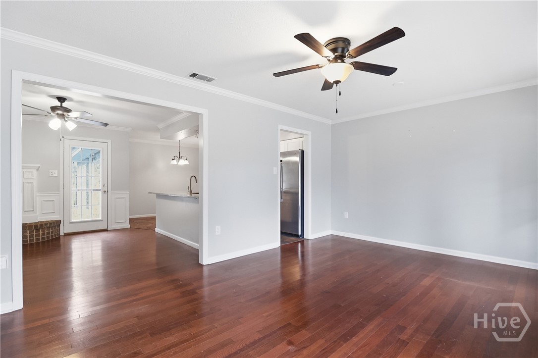 505 Sandhill Road Savannah, GA 31410 - Photo 6 of 27