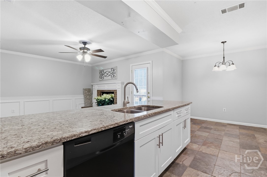 505 Sandhill Road Savannah, GA 31410 - Photo 9 of 27