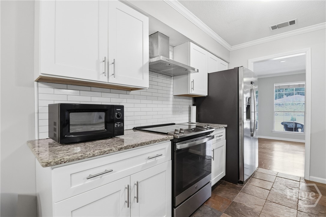 505 Sandhill Road Savannah, GA 31410 - Photo 10 of 27