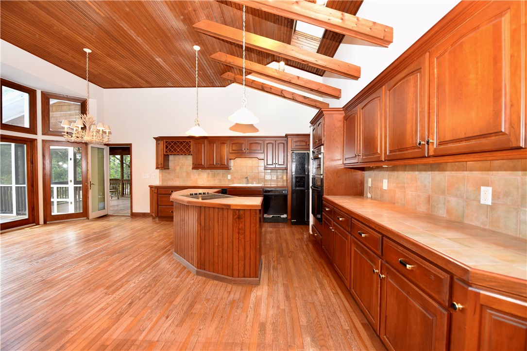 138 Springlake Road Six Mile, SC 29682 - Photo 4 of 45