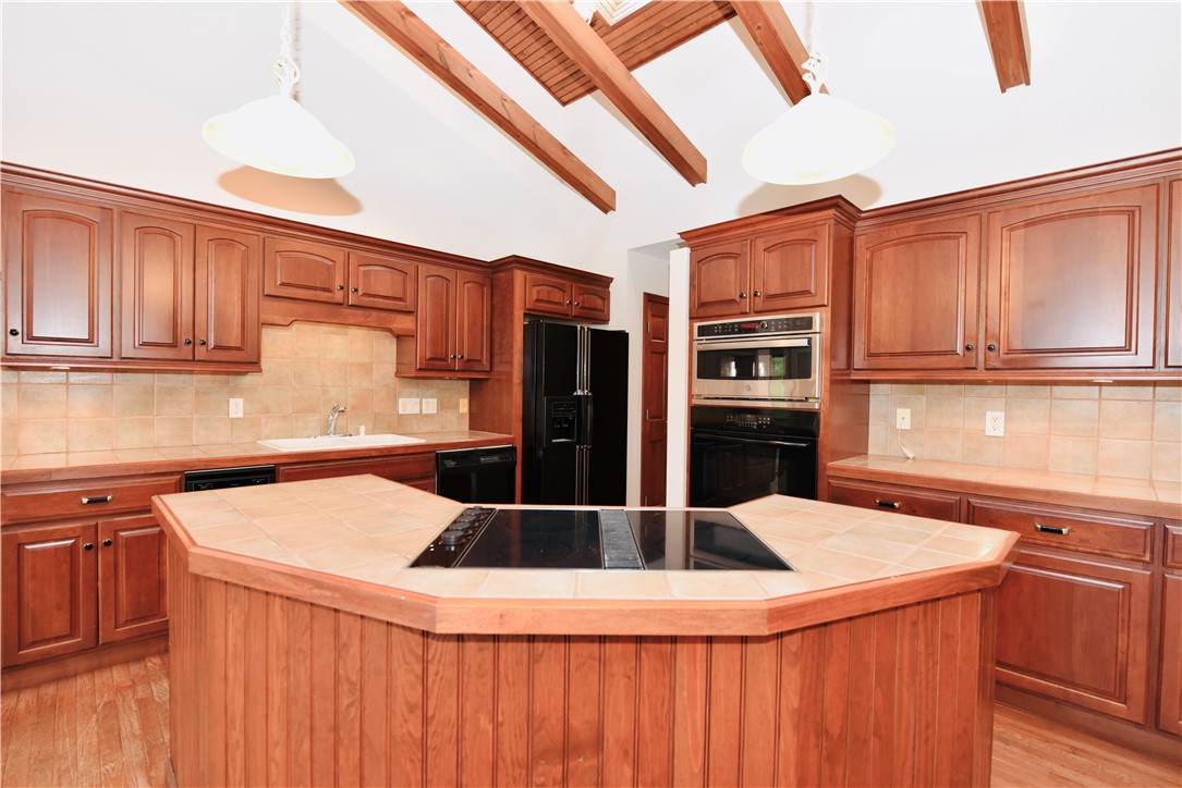 138 Springlake Road Six Mile, SC 29682 - Photo 7 of 45