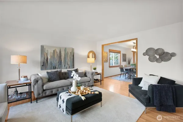 $850,000 | 14722 45th Place West, Lynnwood, WA 98087