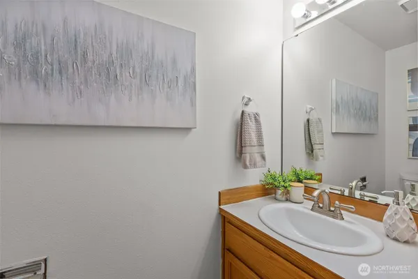 $850,000 | 14722 45th Place West, Lynnwood, WA 98087