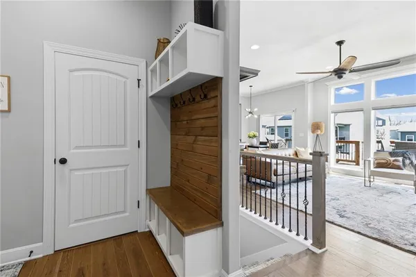 $559,900 | 7425 Northwest Douglas Court, Parkville, MO 64152