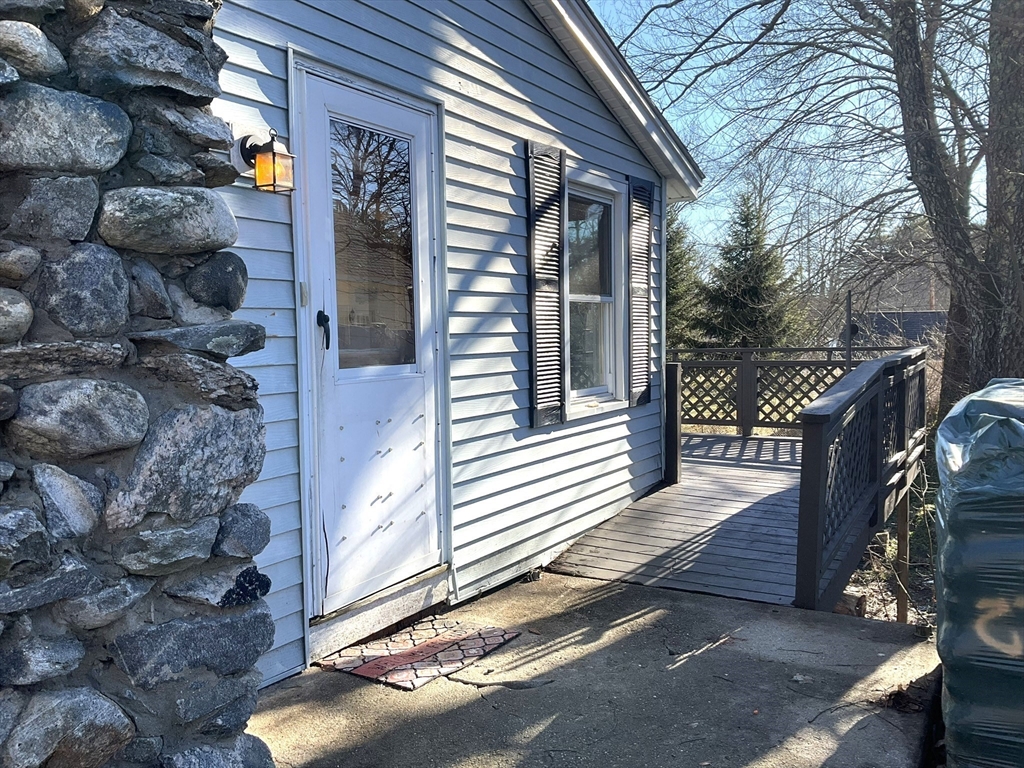 91 Euclid Street Athol, MA 01331 - Photo 3 of 23 Gallery Image 3