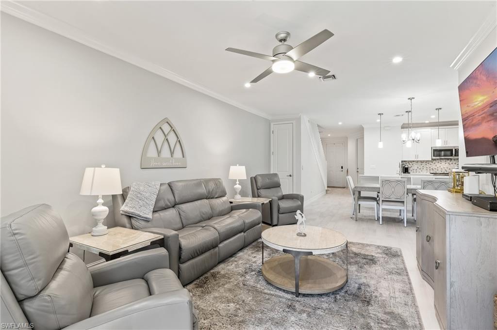 7344 Rockefeller Drive Naples, FL 34119 - Photo 9 of 32