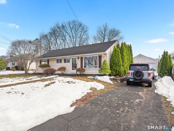 $399,000 | 170 Marilyn Drive, Bridgeport, CT 06606