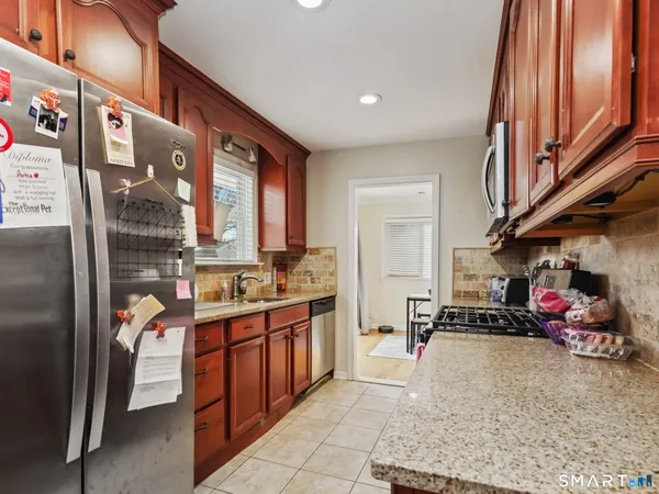 $399,000 | 170 Marilyn Drive, Bridgeport, CT 06606