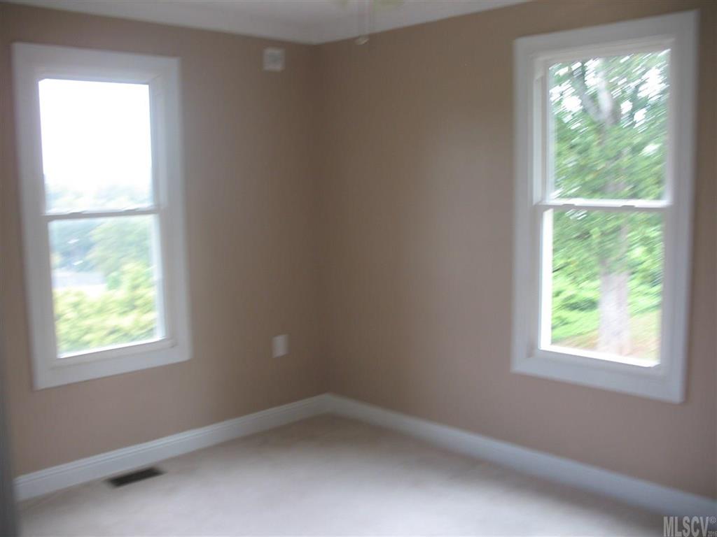 307 Magnolia Street Rhodhiss, NC 28667 - Photo 3 of 19