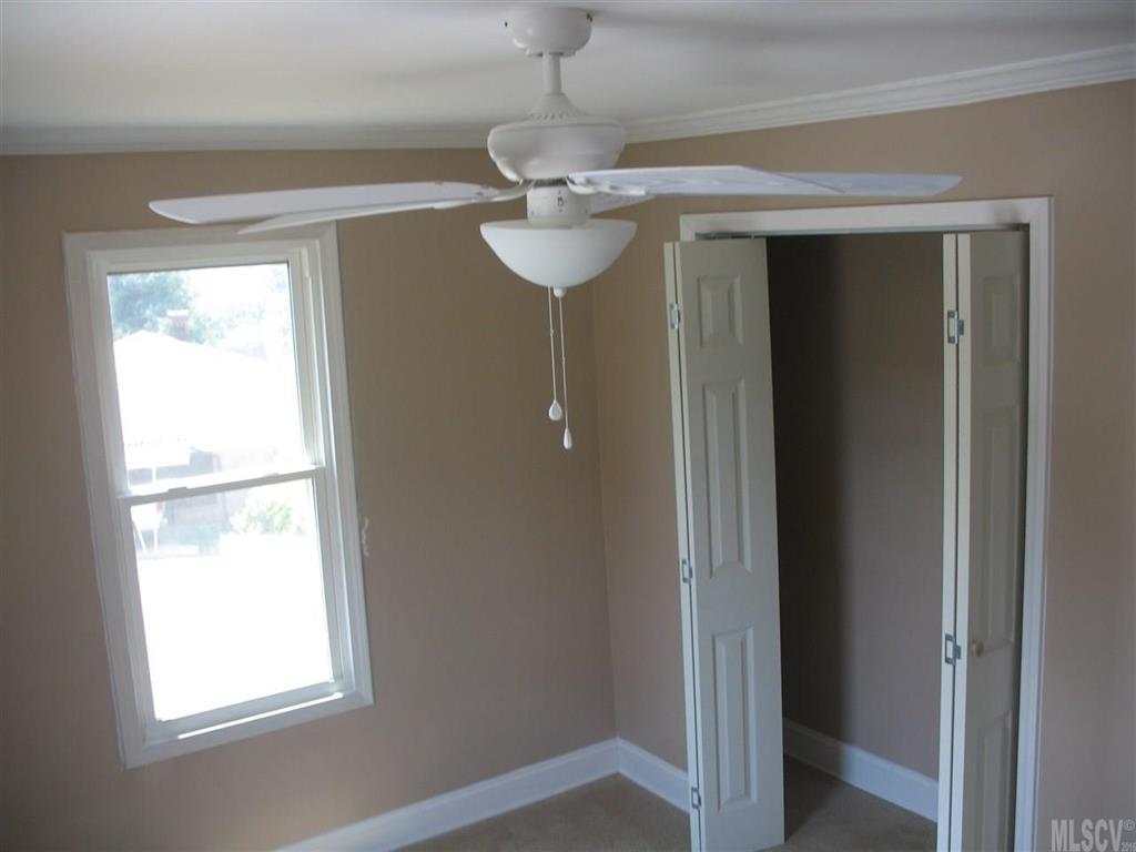307 Magnolia Street Rhodhiss, NC 28667 - Photo 5 of 19