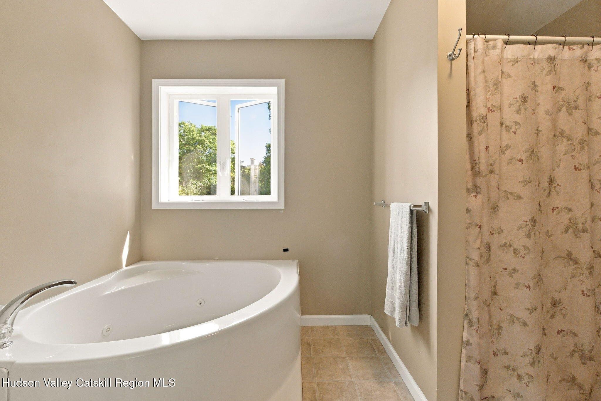 696 Old Road Windham, NY 12439 - Photo 24 of 47 int (15)