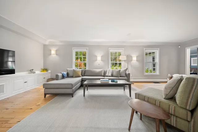 $1,849,000 | 139 Prospect Street, Manchester, VT 05254