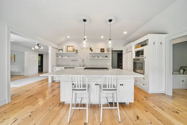 $1,849,000 | 139 Prospect Street, Manchester, VT 05254