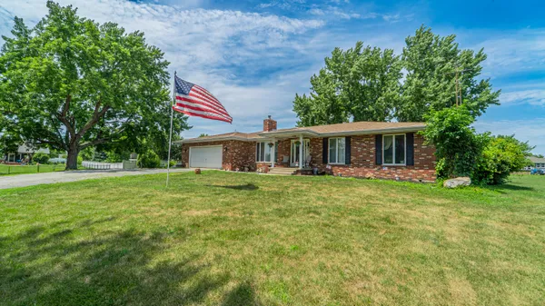 $699,900 | 231 West 500 North, Valparaiso, IN 46385