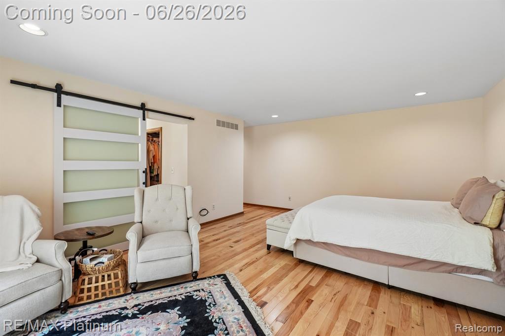 6100 Oak Valley Road Brighton, MI 48116 - Photo 13 of 47