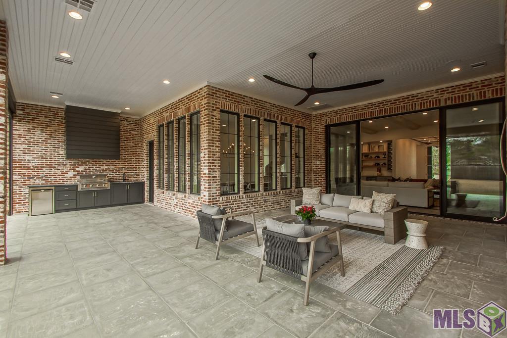 145 Valhalla Boulevard Baton Rouge, LA 70810 - Photo 34 of 43