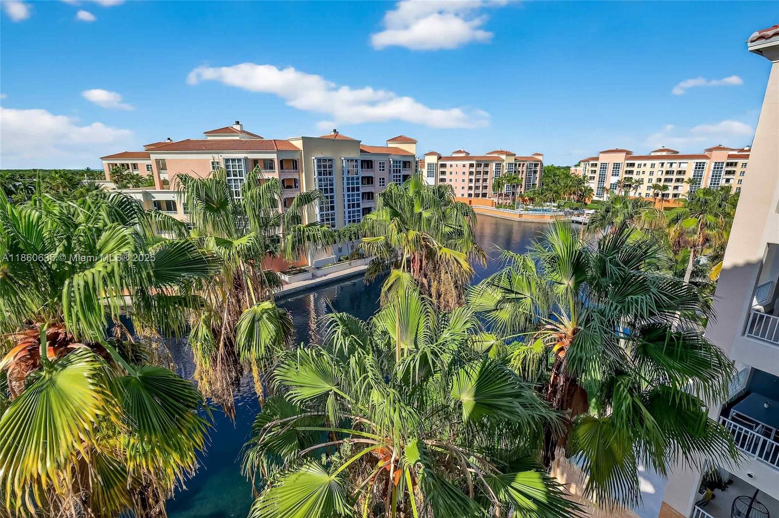 715 Crandon Boulevard, Unit PH5 Key Biscayne, FL 33149 - Photo 22 of 23