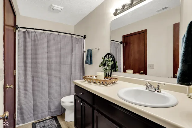 $199,000 | 9605 Cedar Cove Lane, Indianapolis, IN 46250