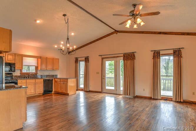 47 Pinecroft Road Asheville, NC 28804 - Photo 15 of 31 Gallery Image 15