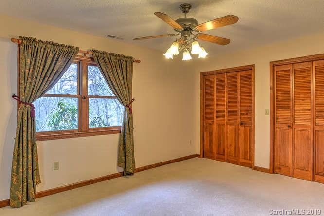 47 Pinecroft Road Asheville, NC 28804 - Photo 26 of 31 Gallery Image 26