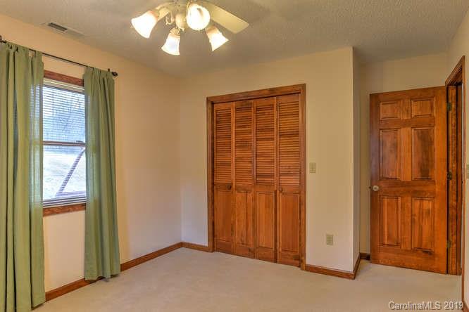 47 Pinecroft Road Asheville, NC 28804 - Photo 28 of 31 Gallery Image 28
