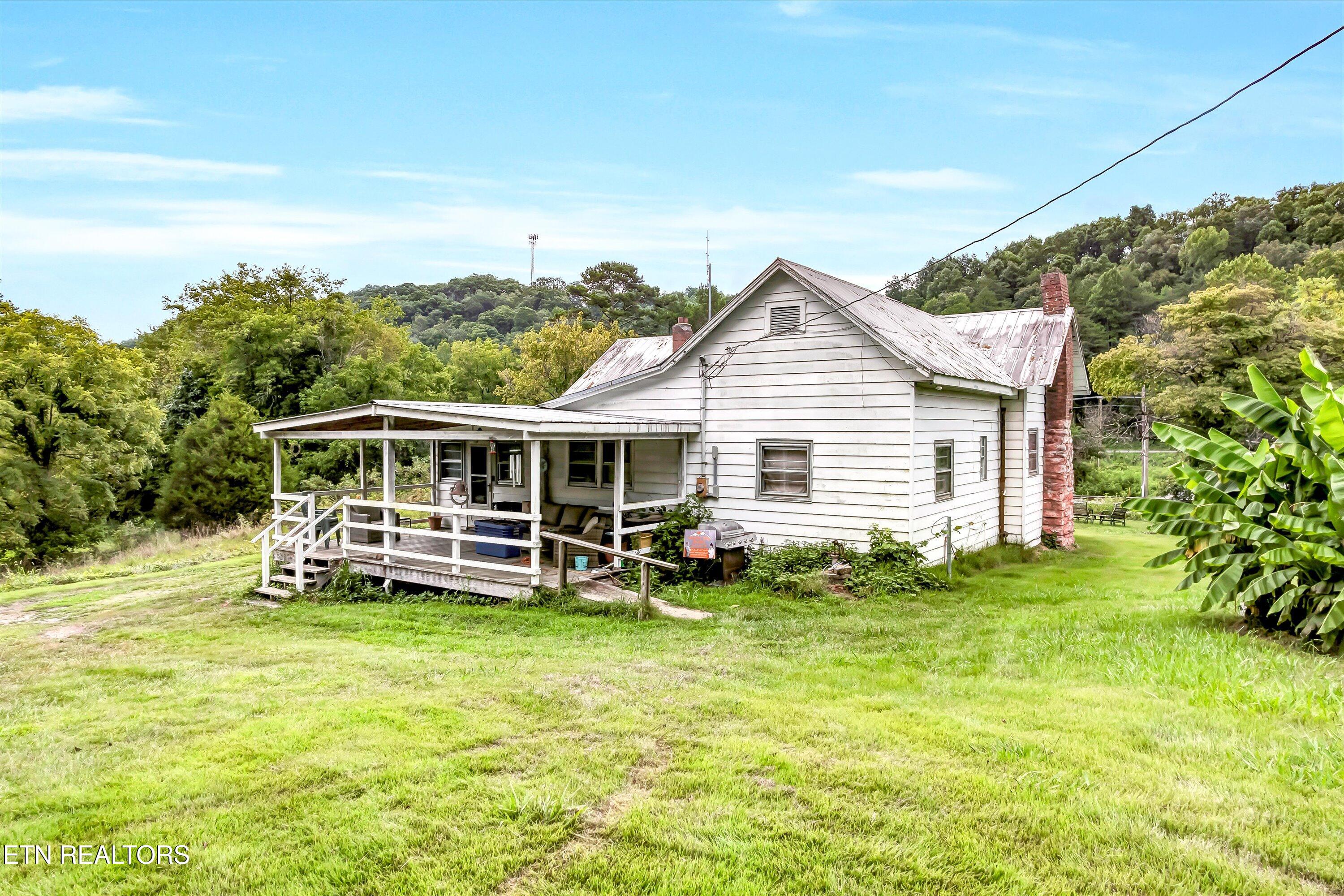 123 Sexton Lane Clinton, TN 37716 - Photo 16 of 35 20-123 Sexton Ln-20
