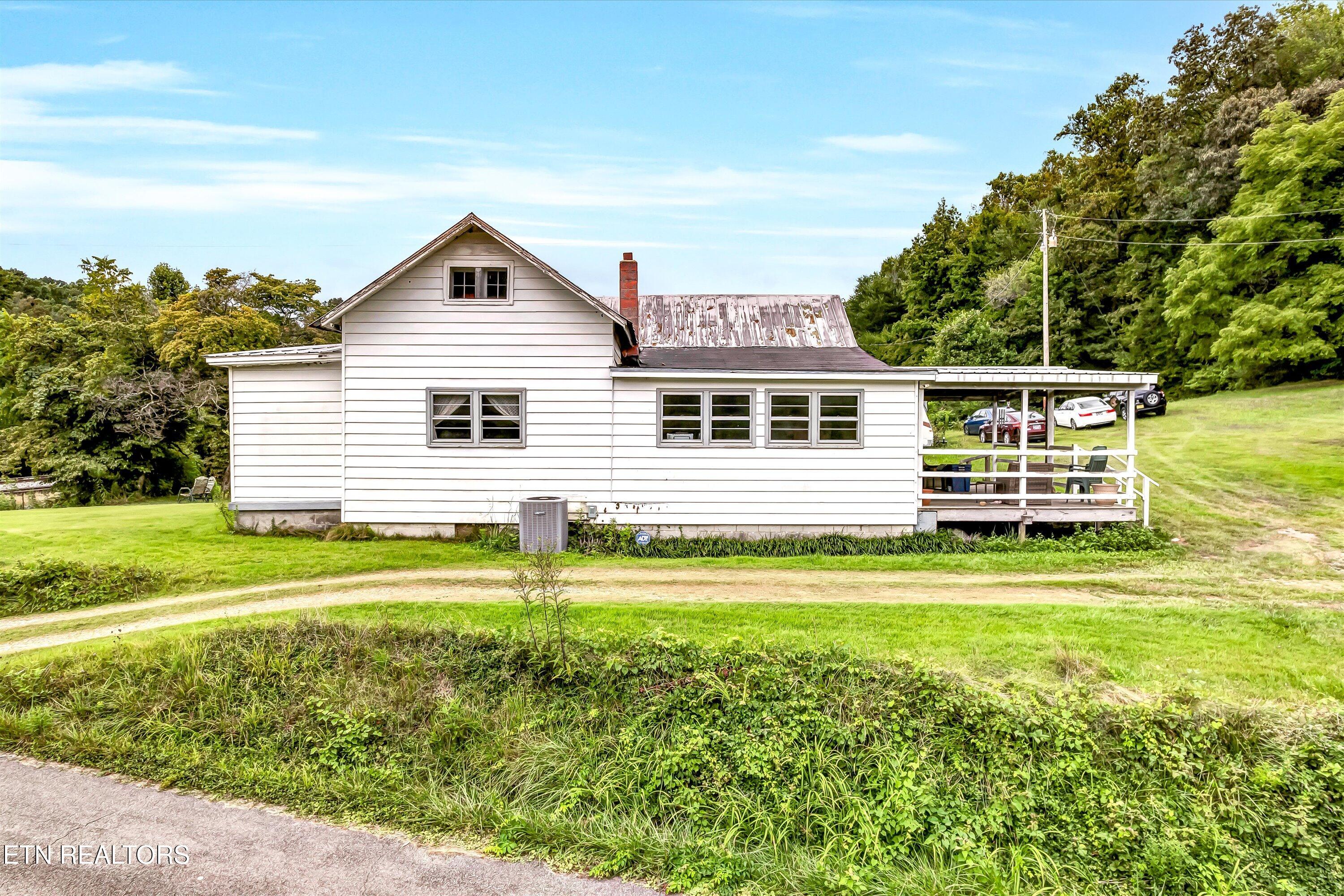 123 Sexton Lane Clinton, TN 37716 - Photo 19 of 35 23-123 Sexton Ln-23