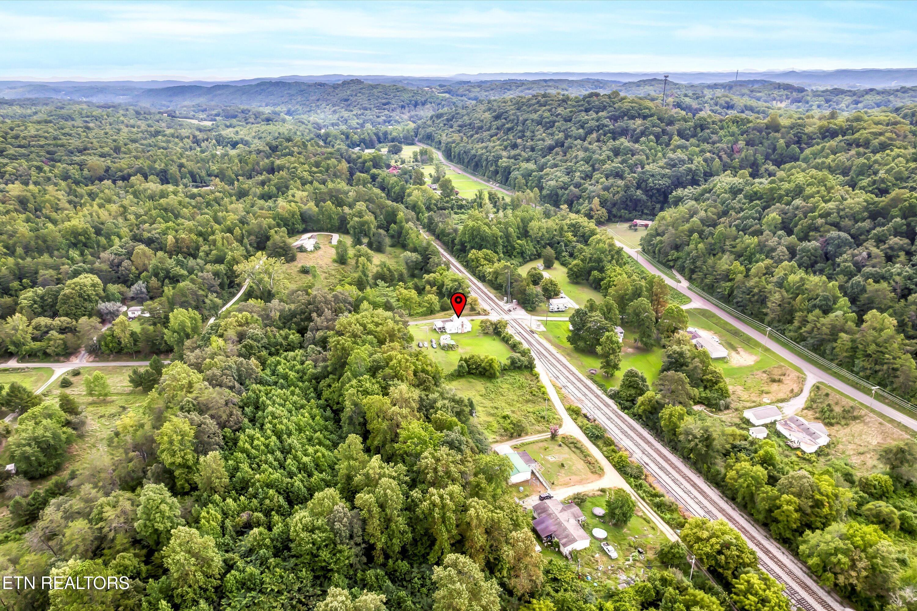 123 Sexton Lane Clinton, TN 37716 - Photo 28 of 35 33-123 Sexton Ln-33