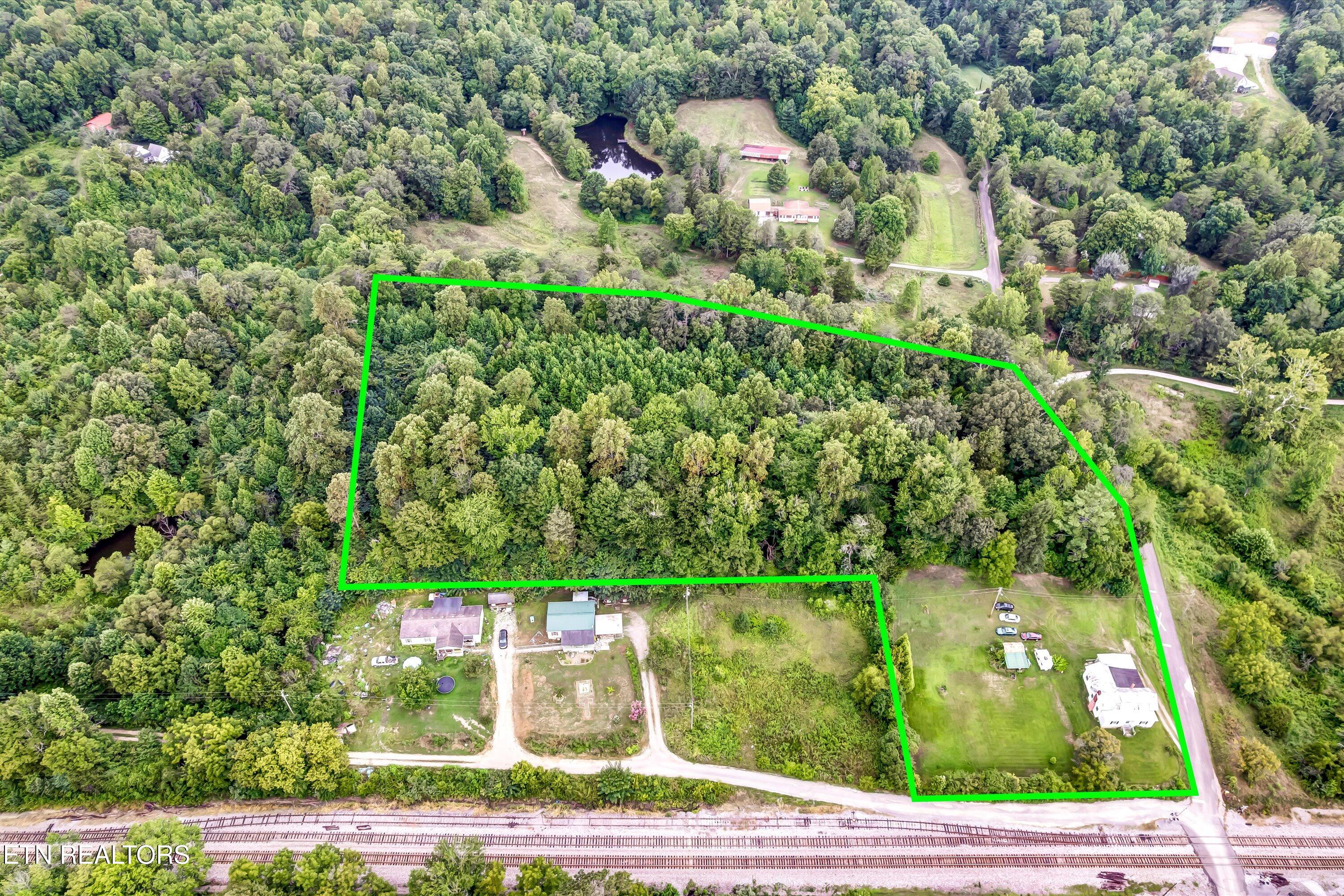 123 Sexton Lane Clinton, TN 37716 - Photo 3 of 35 49-123 Sexton Ln-49